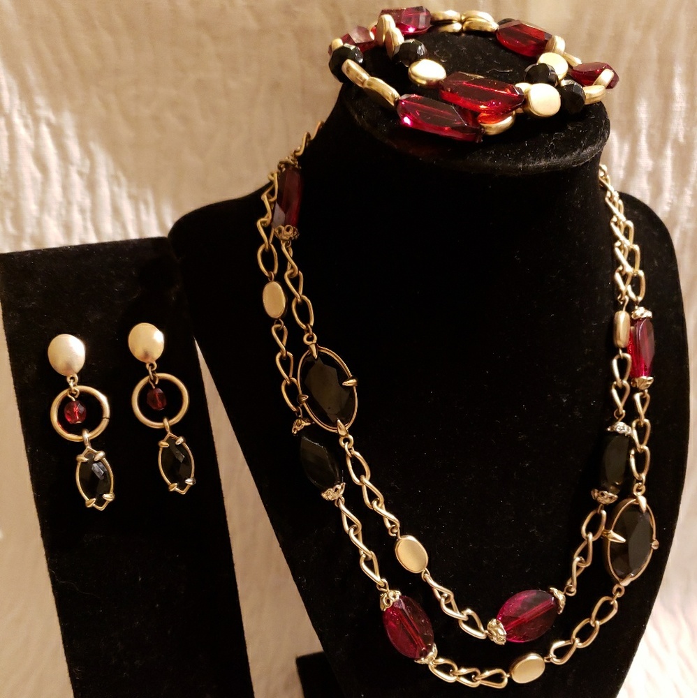 Necklace/Earings/Bracelet Set